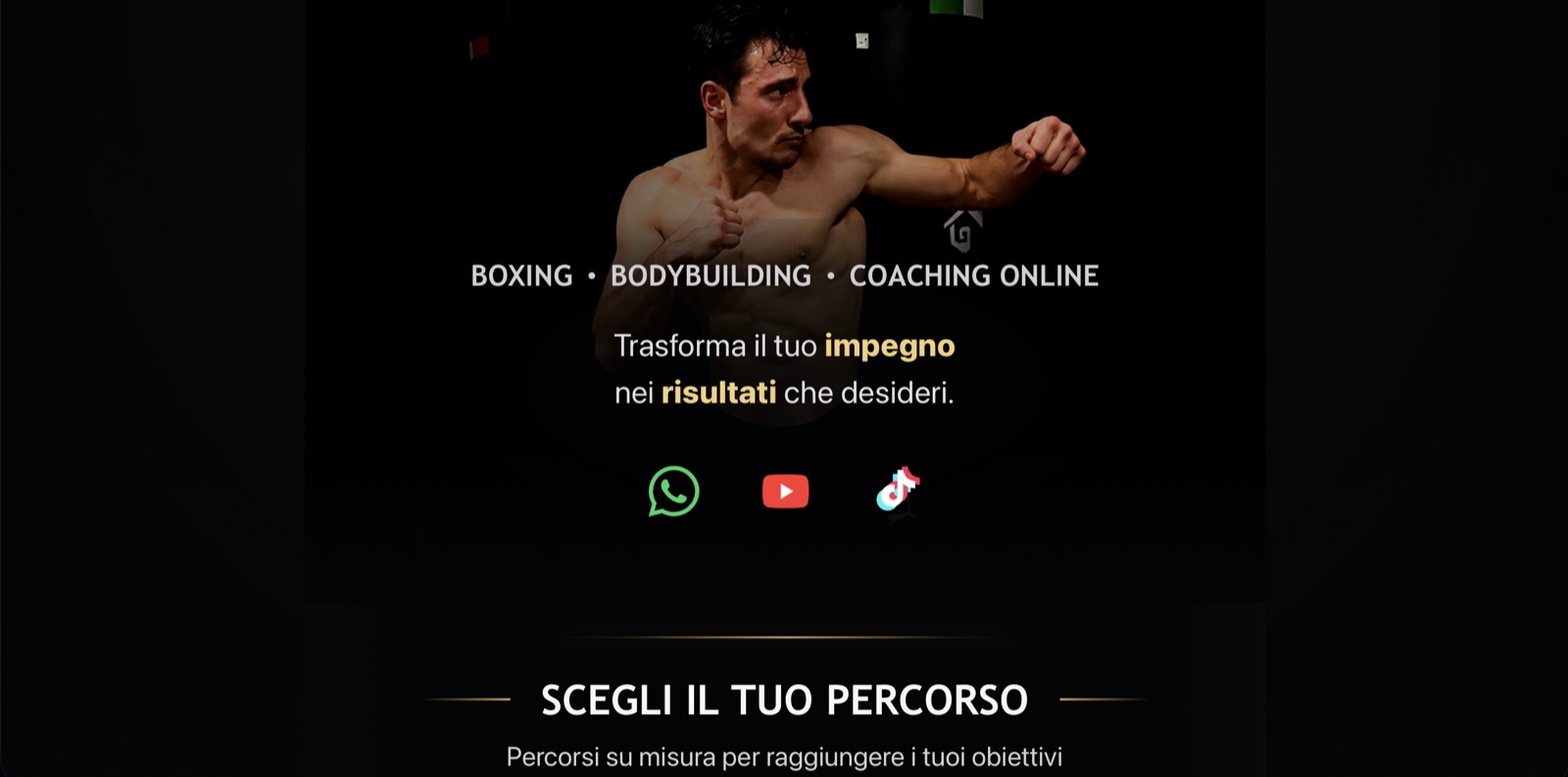 Homepage di Michele Cotrone Coach con hero scura dedicata a boxing e coaching online